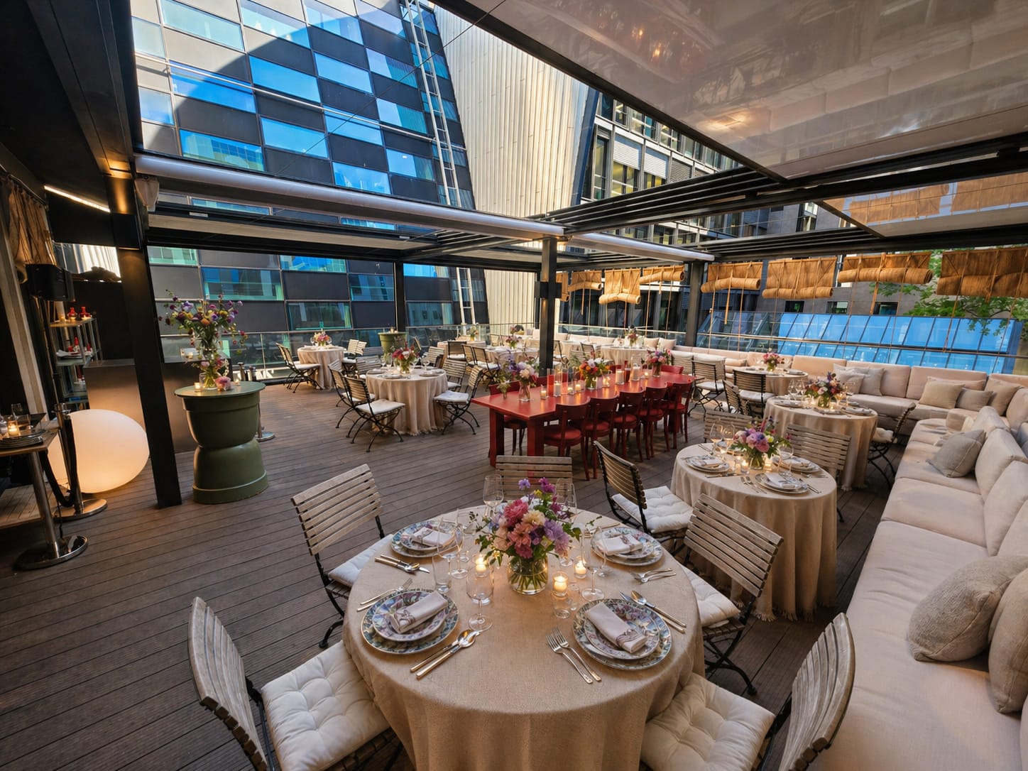 Terrasse – bis 80 sitzend / bis 120 stehend
